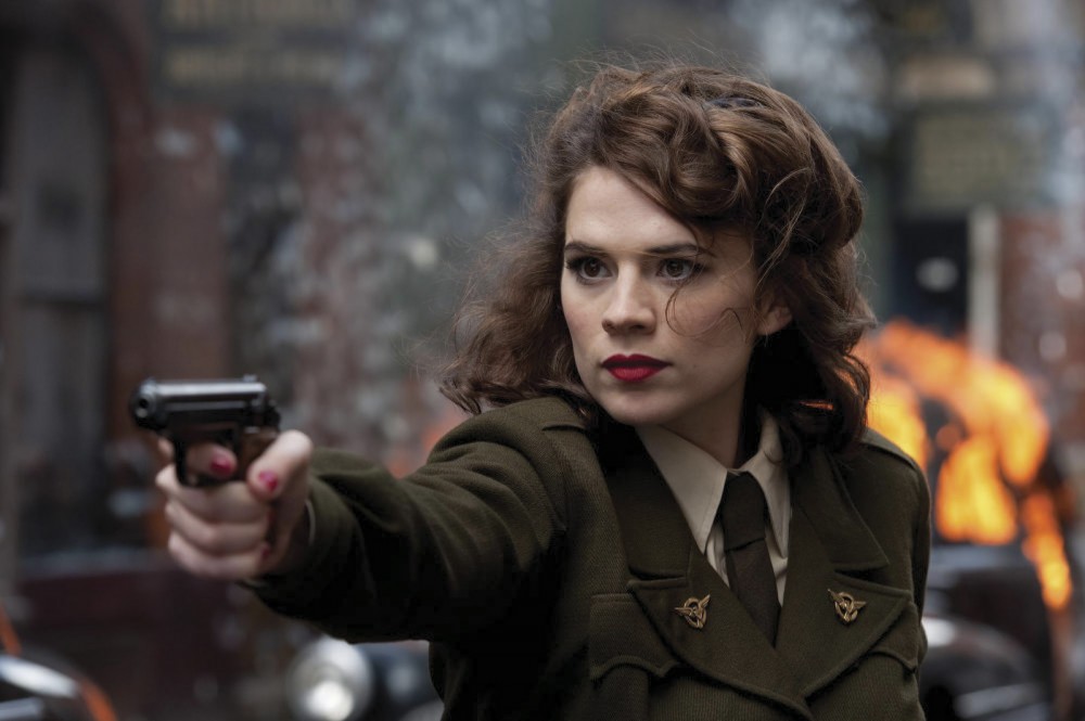 agent carter 1000x665 Critics falling for Hayley Atwell in tonights Agent Carter premiere 