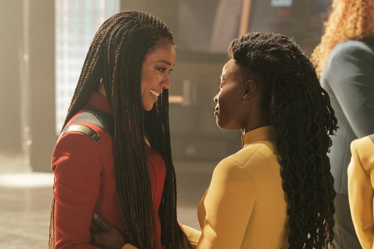 L-R Sonequa Martin-Green as Burnham and Oyin Oladejo as Owosekun in Star Trek: Discovery episode 10, season 5 steaming on Paramount+, 2023. 